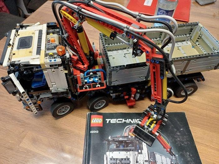 Lego Set - 42043 - Technic - Mercedes-Benz Arocs 3245, Kinderen en Baby's, Speelgoed | Duplo en Lego