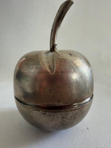 Doos - .900 zilver - appelvormige doos, Antiek en Kunst