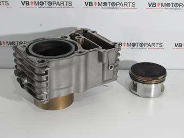 Honda XL 600 V Cilinder zuiger achter, Motoren, Ophalen of Verzenden, Nieuw