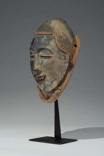 Een houten masker - Guro - Ivoorkust (Zonder minimumprijs)