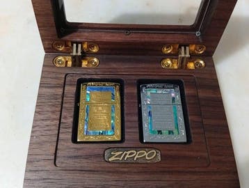 Zippo - Historical Bottom Stamps Pair Gold & Chrome –, Nieuw