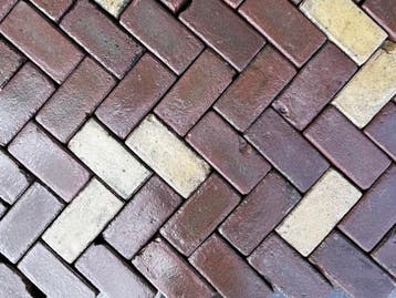 Oude gebakken keiformaten Paviona (op pallets)..., Ophalen of Verzenden, Gebruikt, Klinkers