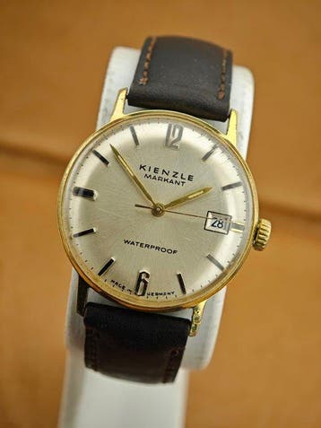 Kienzle - Markant Vintage German Manual-Winding Watch – Date, Nieuw