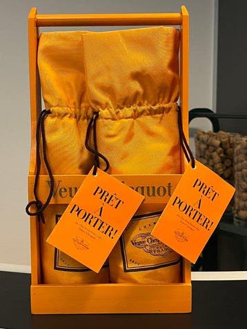 Veuve Clicquot - Champagne koeler (3) - Plastic, Hout - Ice