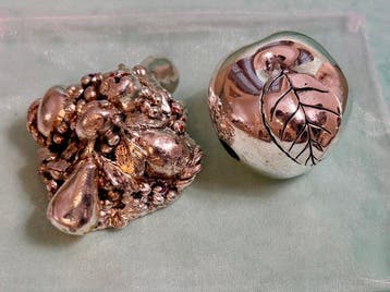 Arde Argenti - Beeldje - Apple and Fruit Basket Set (2) -