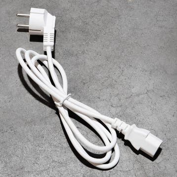 Stroomkabel 3G0.75mm² IEC C13 female naar Schuko male - 1,2, Verzenden, Nieuw