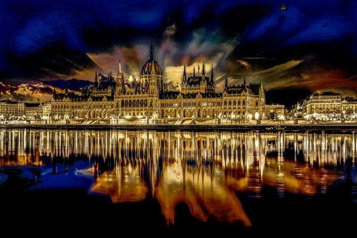 Gabor Helyes - The Gothic House, Antiek en Kunst, Kunst | Designobjecten