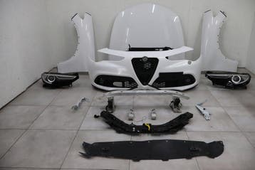 Alfa Romeo Stelvio voorzijde compleet: motorkap, bumper, lam, Verzenden, Gebruikt