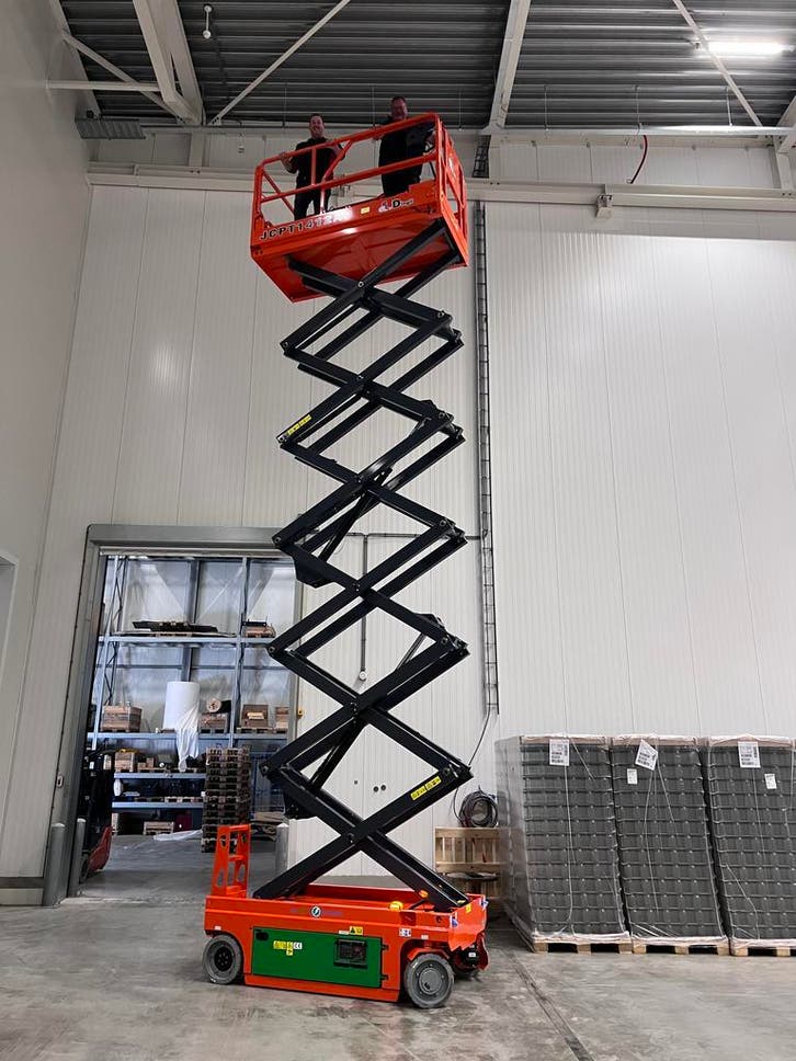 Schaarhoogwerkers voorraad actie | 10 t/m 14 M | Vanafprijs:, Zakelijke goederen, Machines en Bouw | Liften, Steigers en Ladders