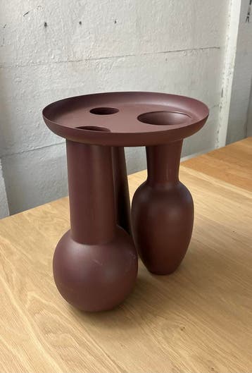 Polspotten Romaanse Vaas & Bord - Bijzettafel, Minder dan 45 cm, Minder dan 55 cm, Gebruikt, Metaal of Aluminium