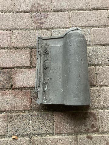 grijsblauwe en Rode Romaanse dakpannen, Ophalen, Gebruikt