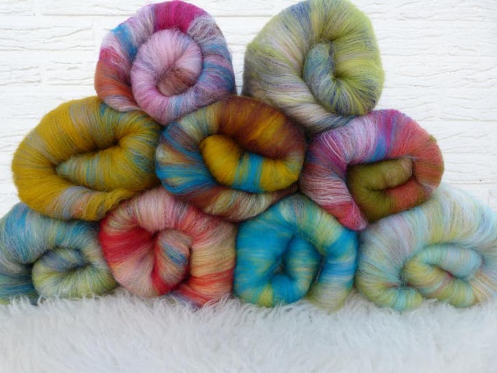 Verrassings Batt 27 micron, Hobby en Vrije tijd, Spinnewielen en Spinnen, Spinwol, Nieuw, Ophalen of Verzenden