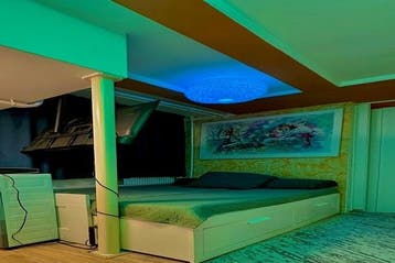 Studio Oudezijds Achterburgwal in Amsterdam, 20 tot 35 m², Amsterdam