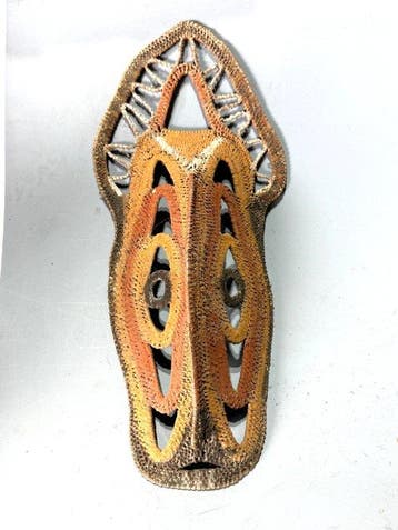 Uitstekend oud ceremoniëel masker uit Nieuw-Guinea. - Abelam