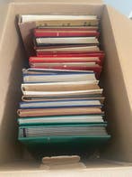 Wereld - 16 stockboeken, Gestempeld