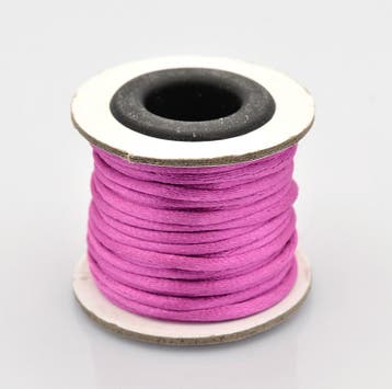 1 rol x Nylon satijnkoord macramé 2 mm – magenta, Ophalen of Verzenden, Nieuw, Draad
