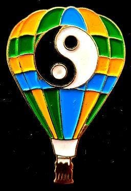 Yin Yang ballon pin, Verzenden, Nieuw, Overige onderwerpen, Speldje of Pin