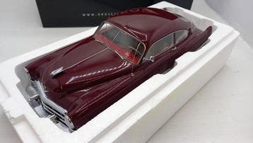 Neo Scale Models 1:18 - Modelauto - Cadillac Series 62 Club, Nieuw