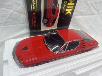 KK-Scale 1:18 - Modelauto - Alfa Romeo Montreal 1970, Nieuw