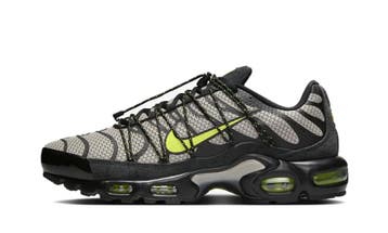 Nike Air Max Plus Utility Black College Grey Volt, Nieuw