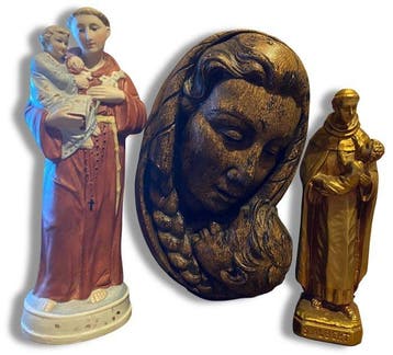 Beeldje - Kavel van 3 religieuze devotionalia – Madonna