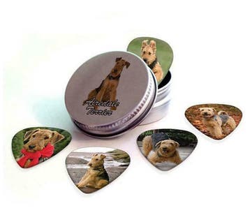 Blikje + plectrums met afbeelding van Airedale Terriër hond, Ophalen of Verzenden, Nieuw