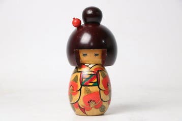Prijswinnende Master’s Camellia Kokeshi — Miyashita Hajime,