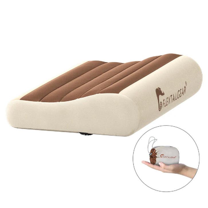 Flextail Zero Pillow Bruin – Ergonomisch Luchtkussen voor, Caravans en Kamperen, Kampeeraccessoires, Ophalen of Verzenden
