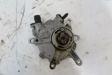 vacuum pomp Mercedes Benz CLS 500 W218 4.7 A2780105703, Verzenden, Gebruikt