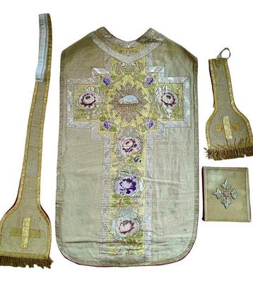 Oude Romeinse chasuble - Borduurwerk - Orfroi - Gouddraad