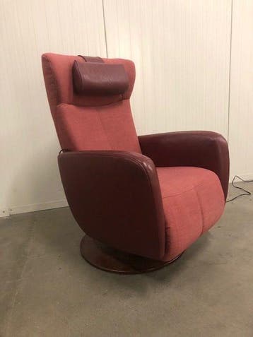 Sta op stoel Red | Prominent (Gebruikte sta-op stoelen), Ophalen of Verzenden, Gebruikt