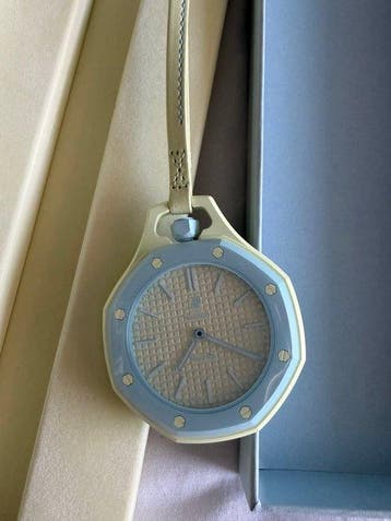 Swatch - Royal Pop - Zonder minimumprijs - SSX03L101N -, Nieuw
