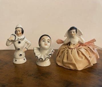 Beeldje - Half-doll pincushions and half-figure dolls (3) -