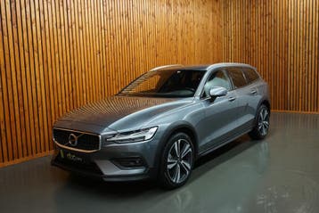 Volvo V60 T5 Cross Country 2.0T5 AWD Pro Automaat Nr 082, Automaat, Gebruikt, Zwart, Leder