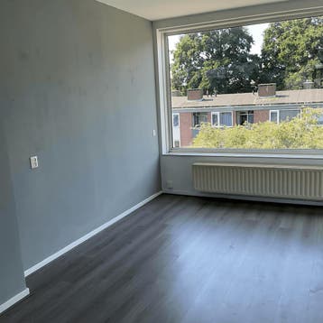 Appartement in Zwijndrecht gevonden voor €390,- pm, Huizen en Kamers, Direct bij eigenaar, Zwijndrecht, Appartement, Zuid-Holland