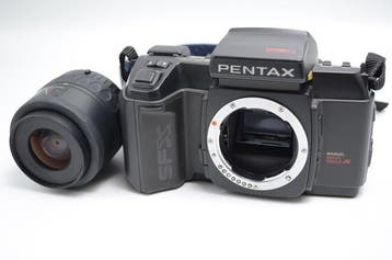 Pentax SFXn + smc-F 4-5.6/35-80mm | Analoge camera, Nieuw