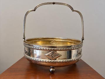 Wilhelm Theodor Binder - Bonbon mand - .800 zilver