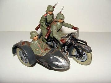 1:32 - Modelauto - Militär-Motorrad mit Beiwagen Elastolin, Nieuw