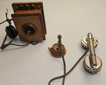 Analoge telefoon - Hout, IJzer - Antieke wandtelefoon, Antiek en Kunst