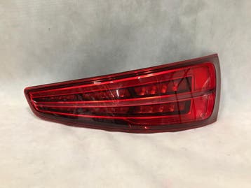 Audi Q3 8U 2015-2018 rechter achterlicht MATRIX met dynamisc, Verzenden, Gebruikt