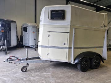 Humbaur Atis. Nieuwe kunststof bodem groot onderhoud., Nieuw