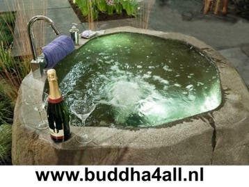 Riviersteen hottub voor tuin of badkamer. Jacuzzi of ligbad, Ophalen, Nieuw