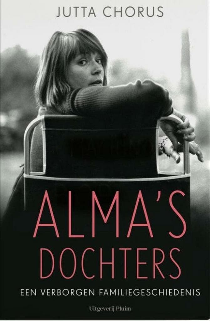 Almas dochters 9789493256705 Jutta Chorus, Boeken, Literatuur, Gelezen, Verzenden