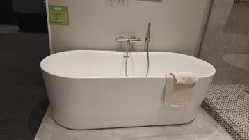 Vrijstaand bad 180x80cm wit - 0006, Doe-het-zelf en Verbouw, Ophalen, Nieuw, Bad