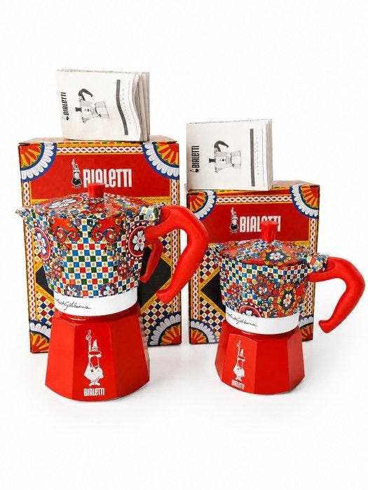 Set Bialetti x Dolce & Gabbana — Moka Express (3 e 6 Tazze), Antiek en Kunst, Antiek | Keukenbenodigdheden