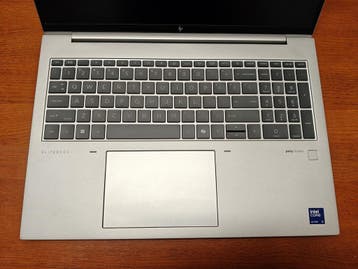 HP Elitebook 860 G11 | Ultra 5 135u | 16gb DDR5 | 250gb SSD, Computers en Software, Qwerty, Minder dan 2 Ghz, Ophalen of Verzenden
