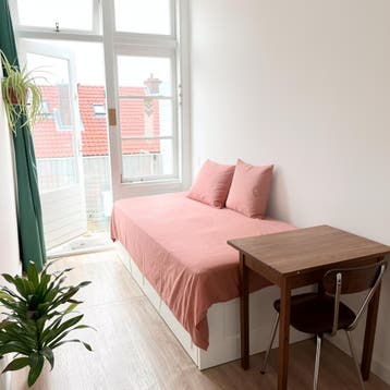 Kamer gevonden in of bij Den-haag, Minder dan 20 m²