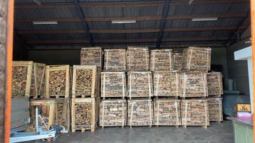 Haardhout [vers/droog]. Prijs=inclusief bezorging! Eik, beuk, Tuin en Terras, Haardhout, 6 m³ of meer, Ophalen of Verzenden, Eikenhout