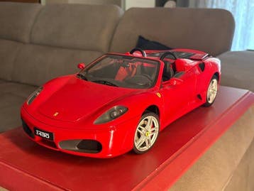 centauria 1:8 - Modelauto - Ferrari F430 spider, Nieuw