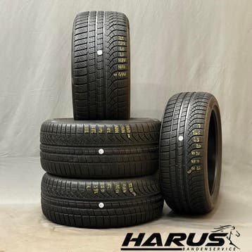 245/45/20 285/40/20 NF0 Pirelli winterbanden 7/7,5mm profiel, Gebruikt, 285 mm, Band(en), Personenwagen